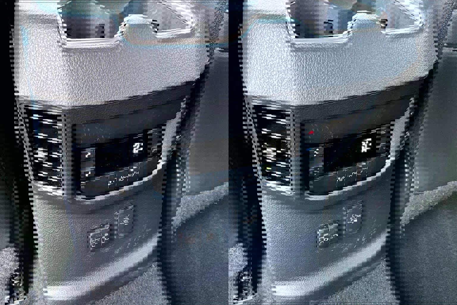 Used 2024 Toyota Sequoia Limited image 32