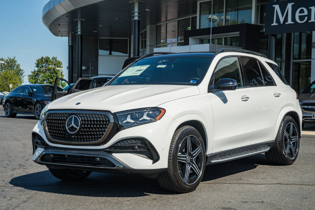 New 2027 Mercedes-Benz GLE 450 4MATIC image 3