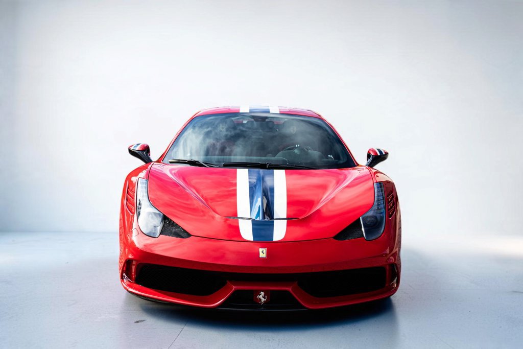 Used 2015 Ferrari 458 Speciale Coupe RWD image 16