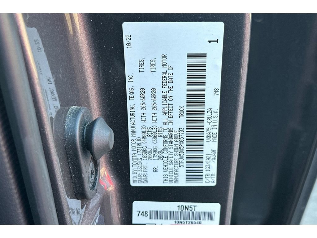 Used 2023 Toyota Tundra Limited AWD/4WD image 33