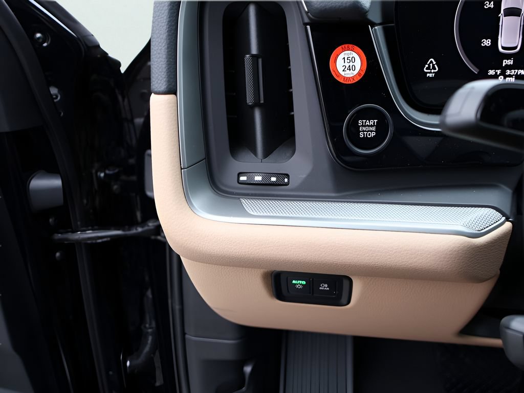 New 2026 Porsche Cayenne AWD/4WD image 34