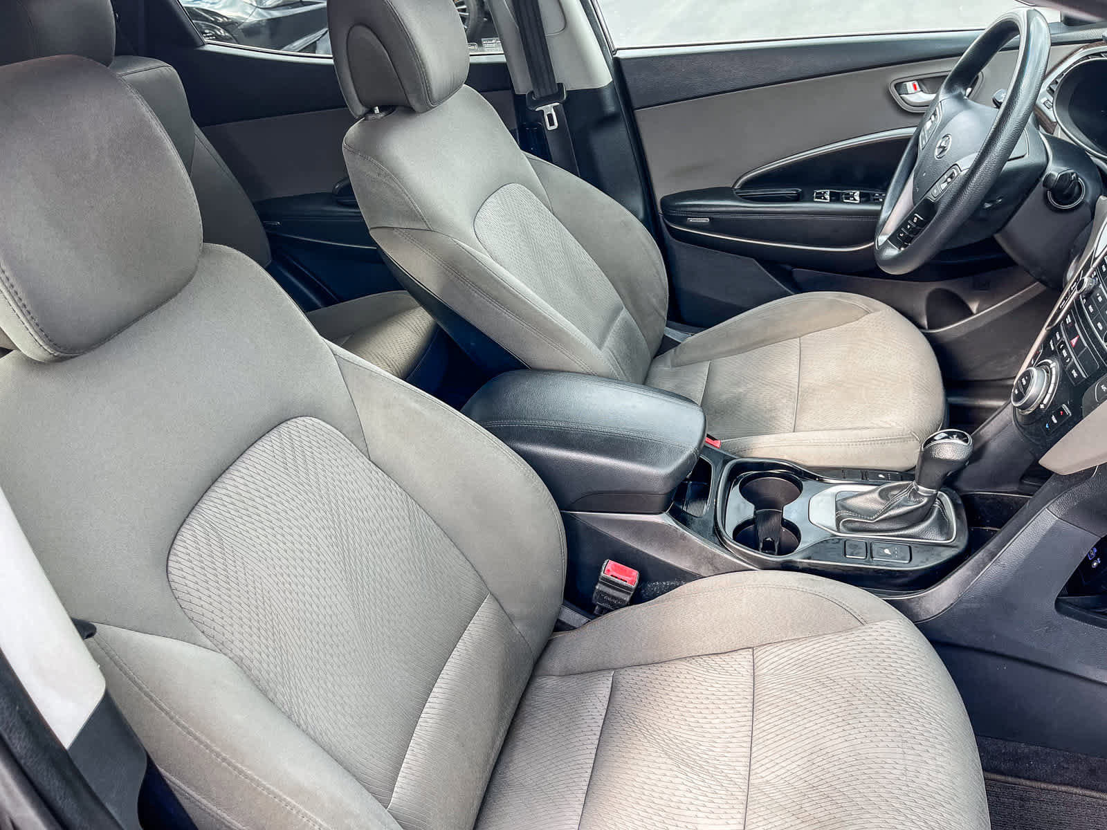 Used 2018 Hyundai Santa Fe Sport w/ 2.4L Value Package 02 image 15