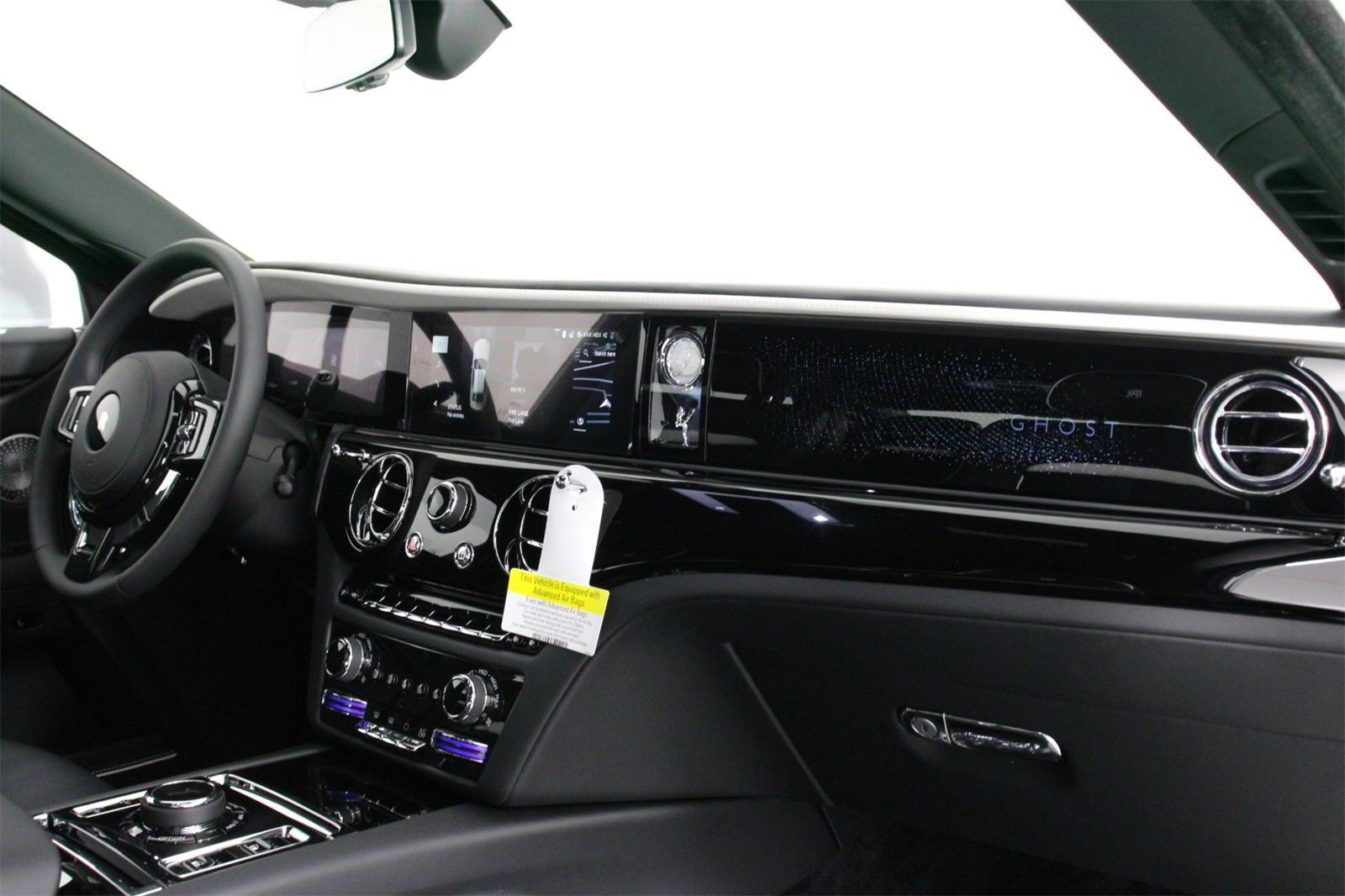 New 2025 Rolls-Royce Ghost image 12