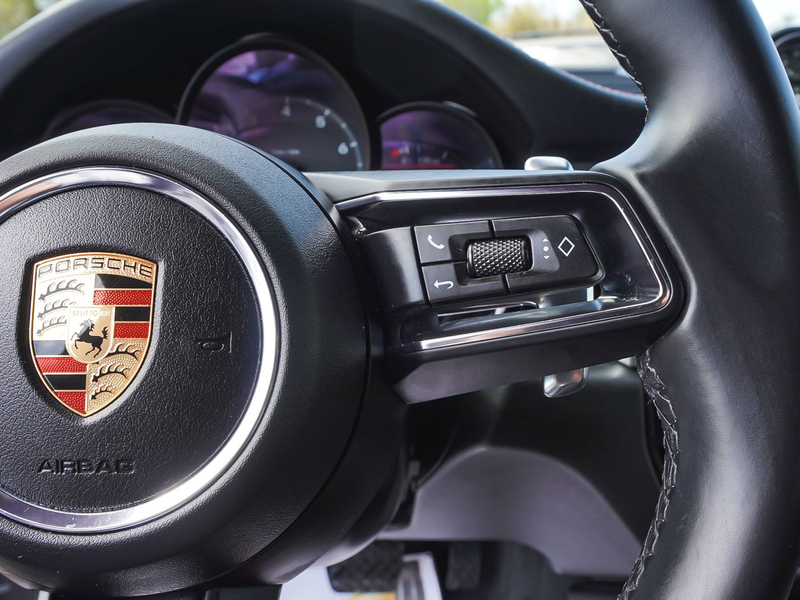 Used 2022 Porsche Macan AWD/4WD image 20