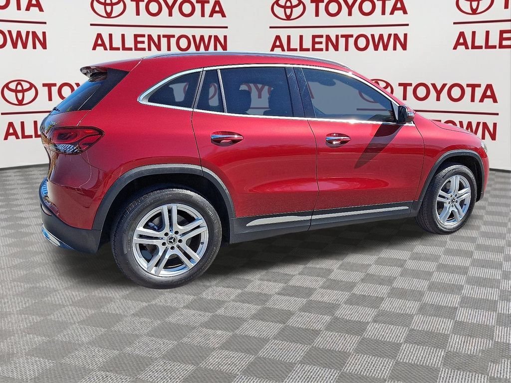 Used 2022 Mercedes-Benz GLA 250 4MATIC image 11