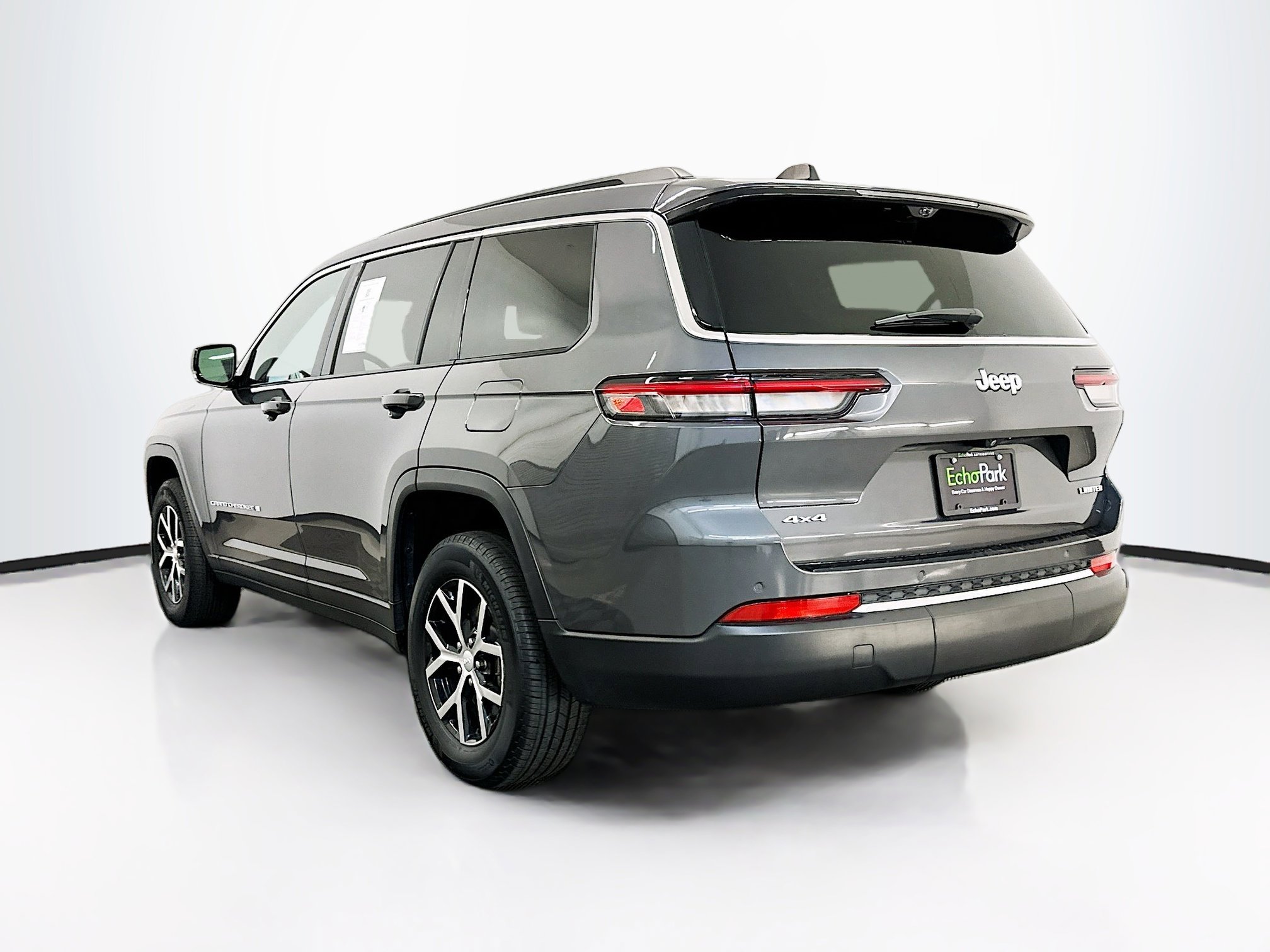 Used 2024 Jeep Grand Cherokee L Limited w/ Luxury Tech Group II image 5