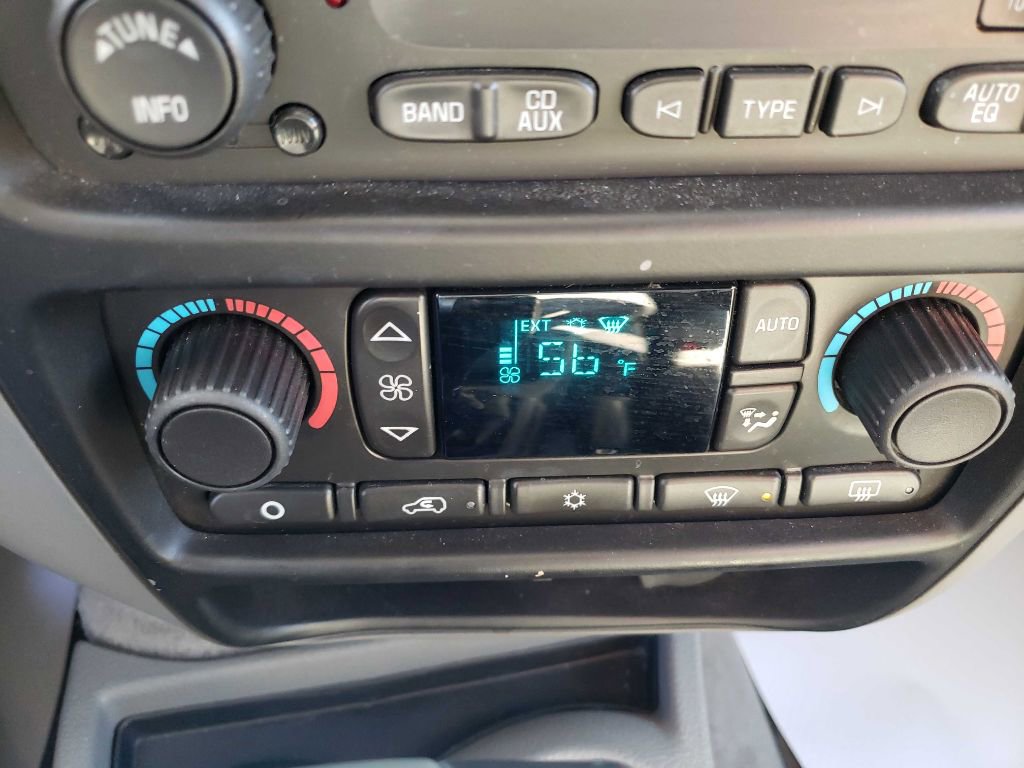 Used 2008 Chevrolet TrailBlazer LT image 15