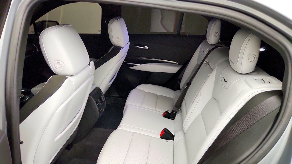 Used 2024 Cadillac XT4 Sport FWD image 22