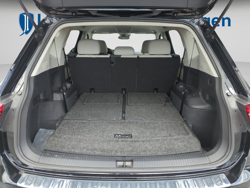 Used 2023 Volkswagen Tiguan S w/ Driver Assistance Package FWD image 17
