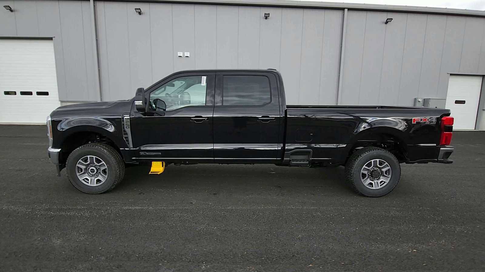 New 2026 Ford F250 Lariat image 5