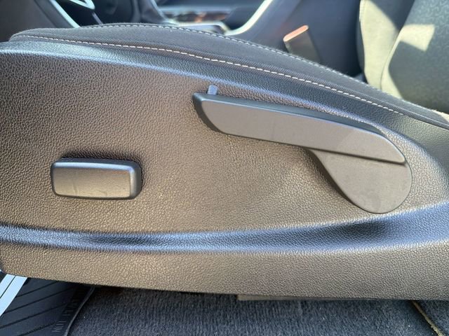 Used 2019 GMC Canyon SLE w/ Elevation Edition image 12