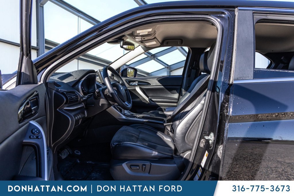 Used 2022 Mitsubishi Eclipse Cross AWD image 4