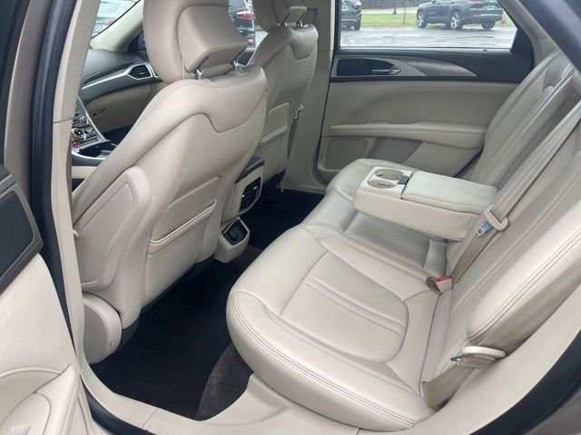 Used 2018 Lincoln MKZ Premiere image 10