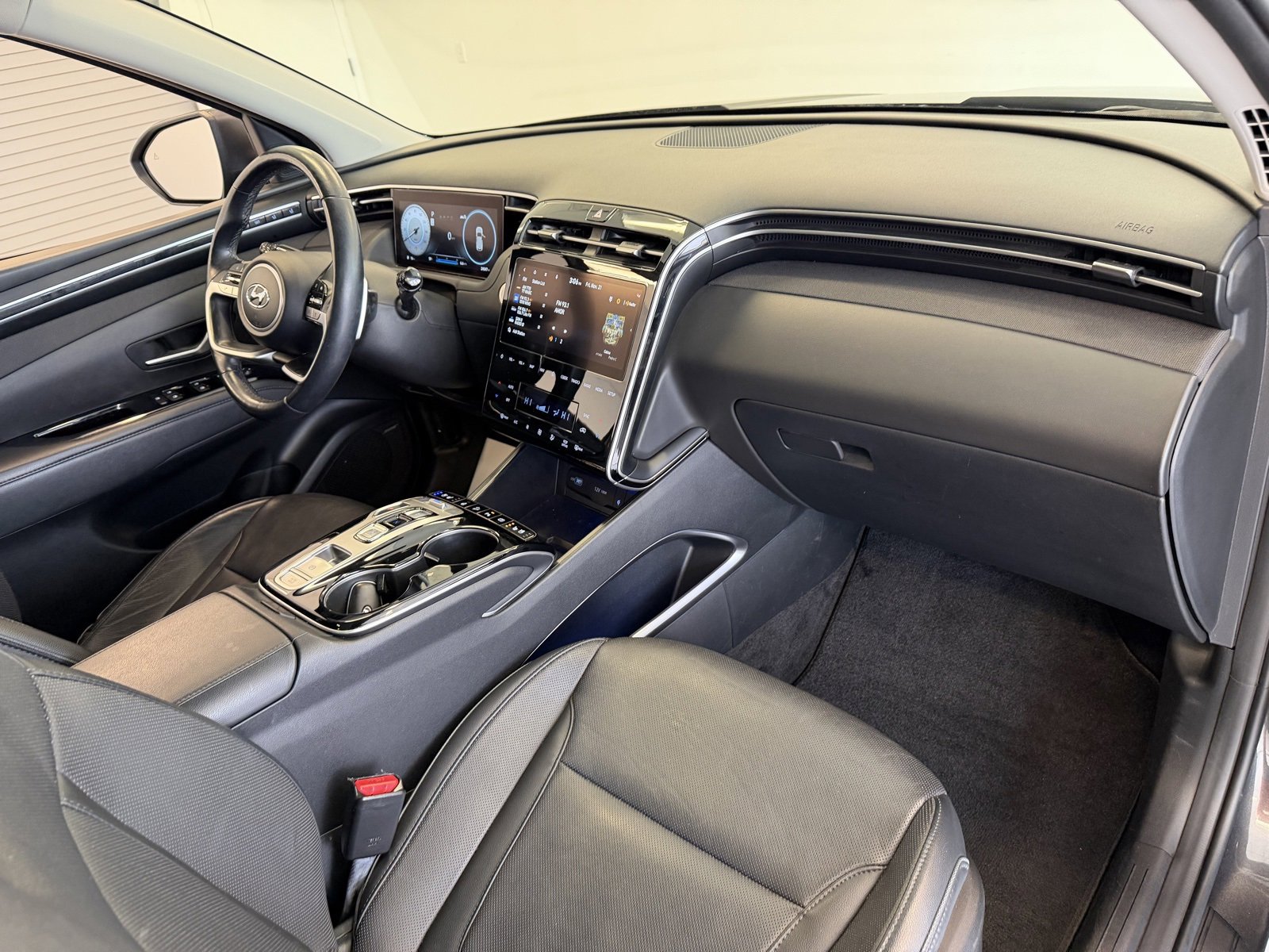 Used 2023 Hyundai Tucson Limited w/ Cargo Package image 49