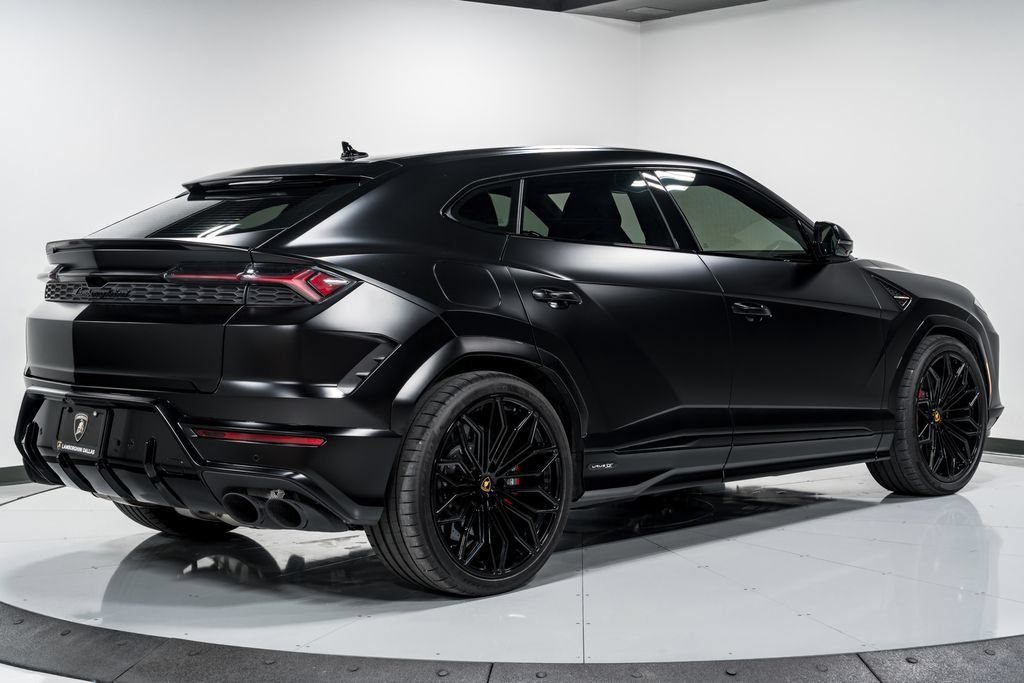 Used 2025 Lamborghini Urus S AWD/4WD image 3