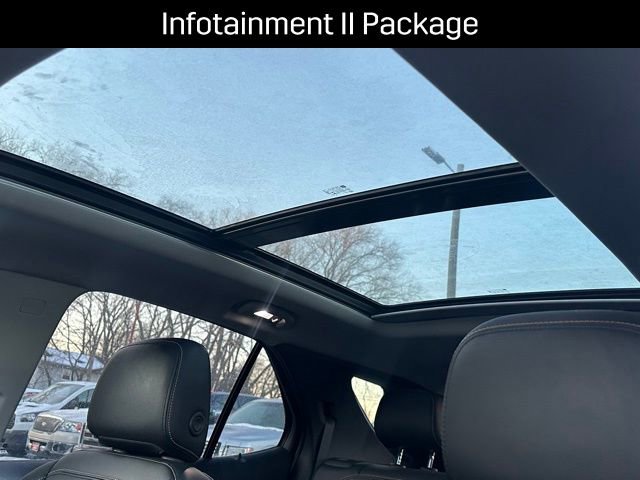 Used 2022 Chevrolet Equinox Premier image 16