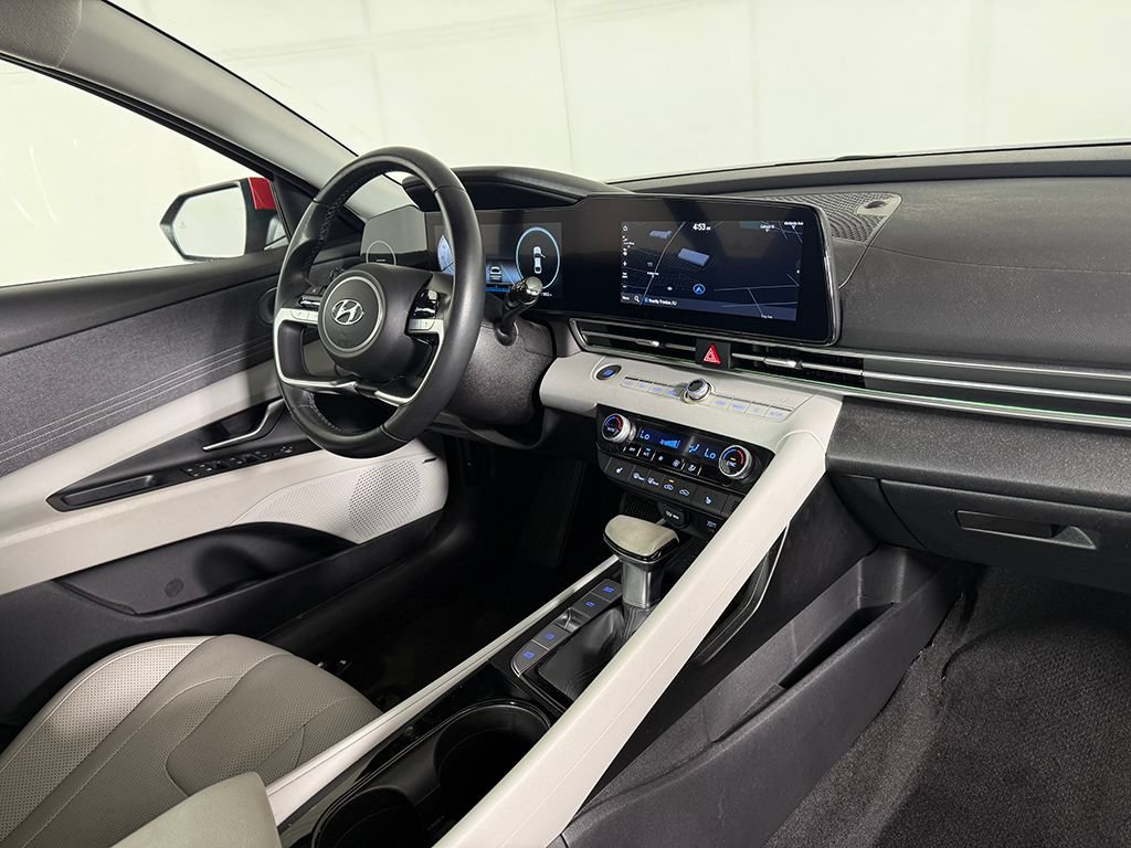 Used 2023 Hyundai Elantra Limited w/ Cargo Package FWD image 38
