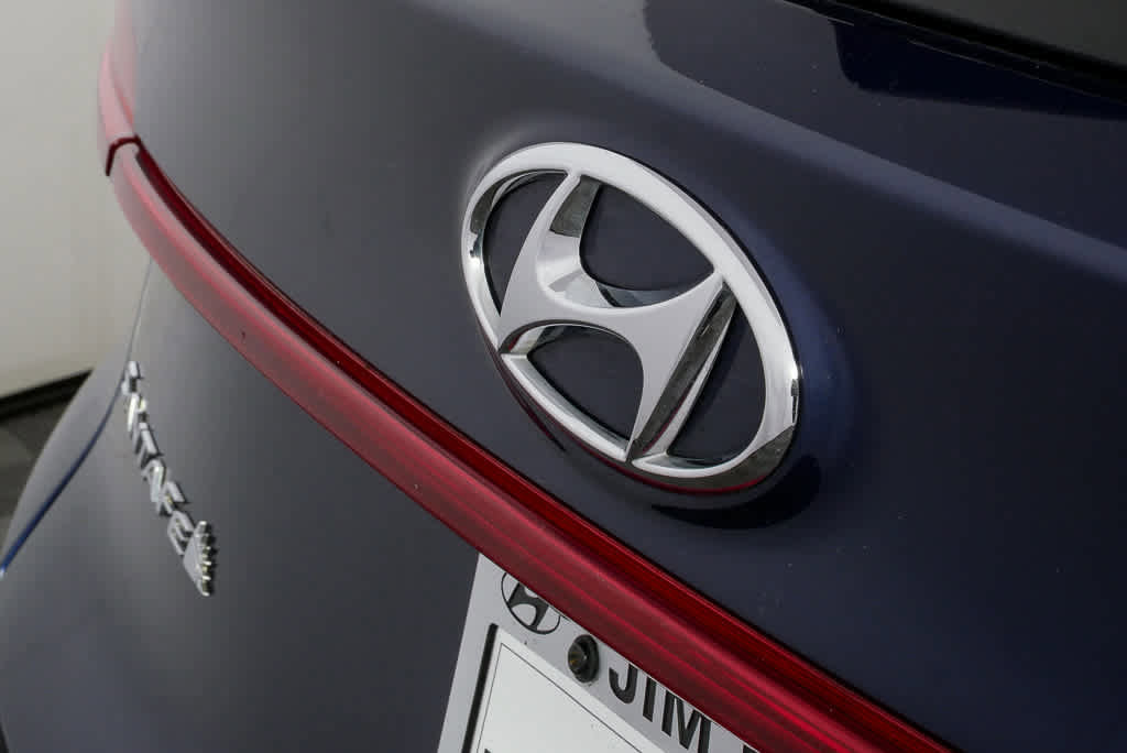 Used 2023 Hyundai Santa Fe Limited image 37