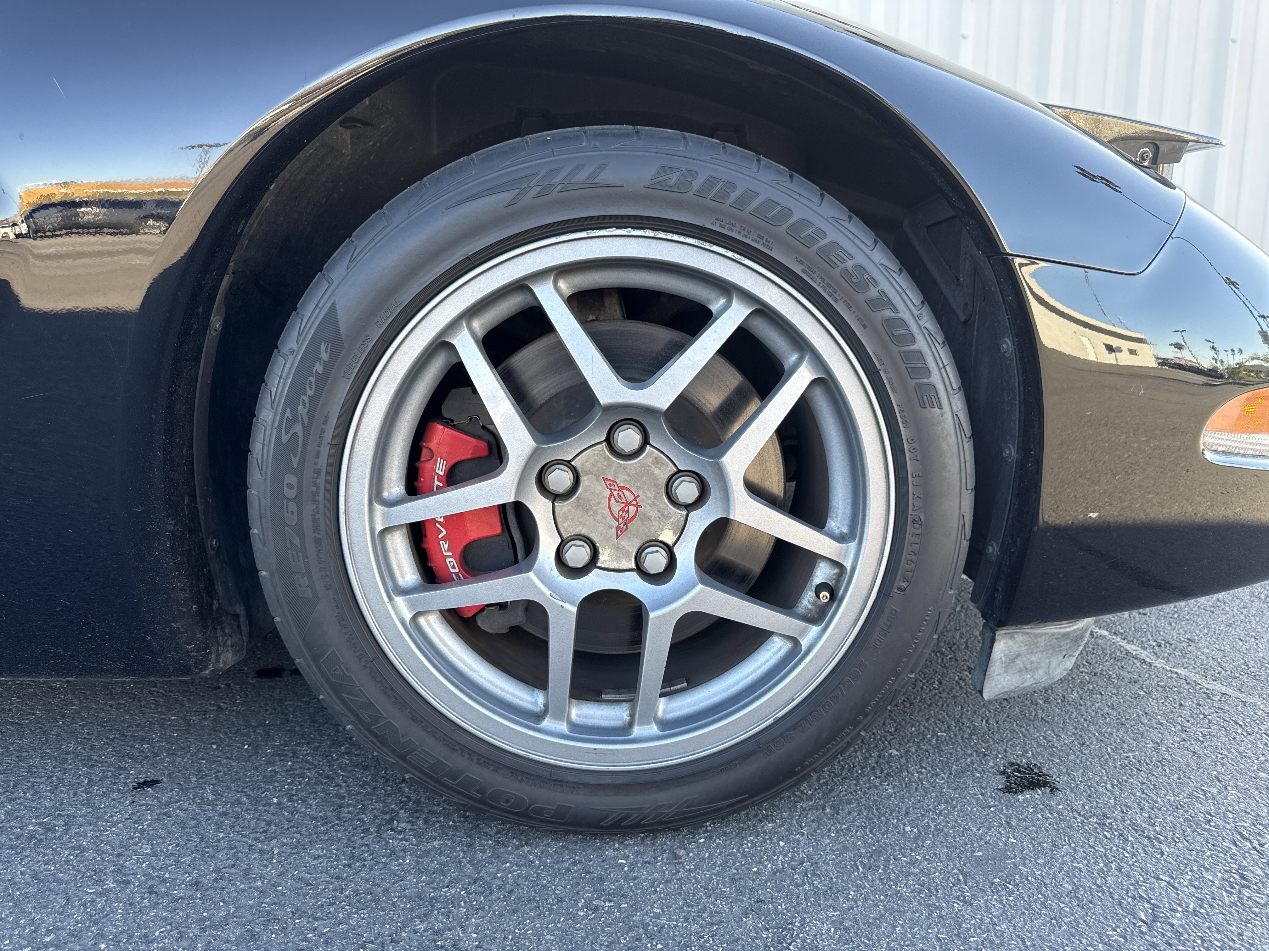 Used 2001 Chevrolet Corvette Z06 w/ Memory Pkg image 36