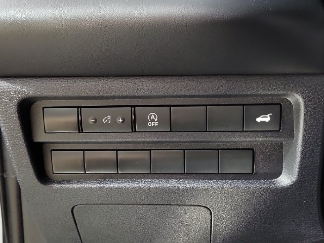 Used 2026 Mitsubishi Outlander SE FWD image 24