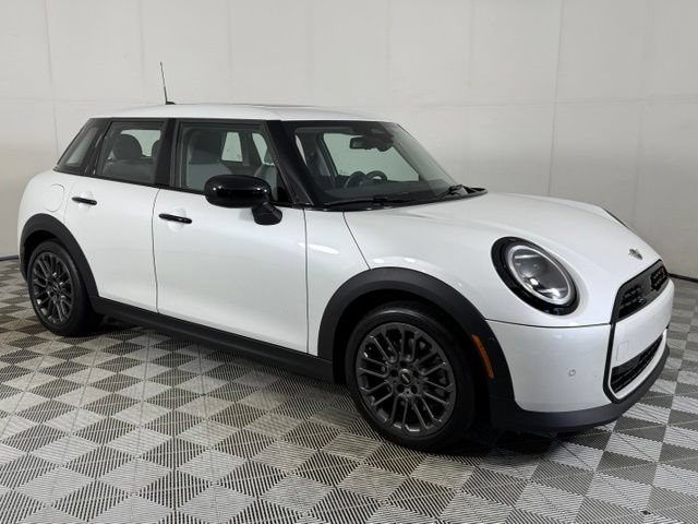 Used 2025 MINI Cooper S FWD image 10