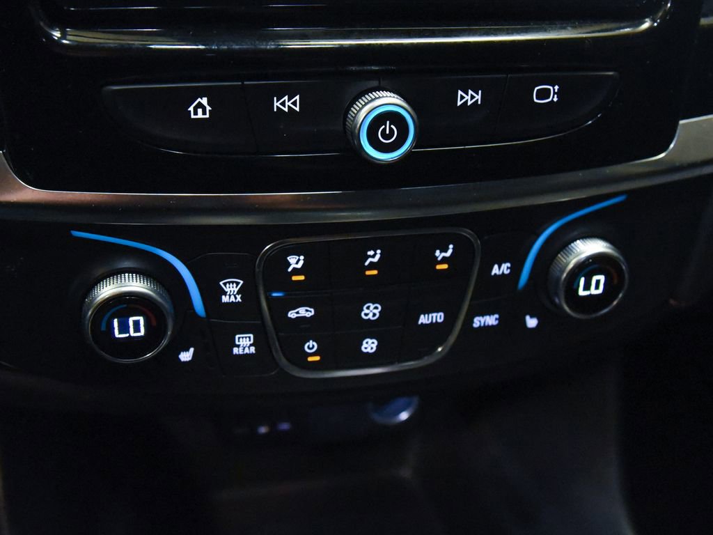 Used 2021 Chevrolet Traverse LT AWD/4WD image 21