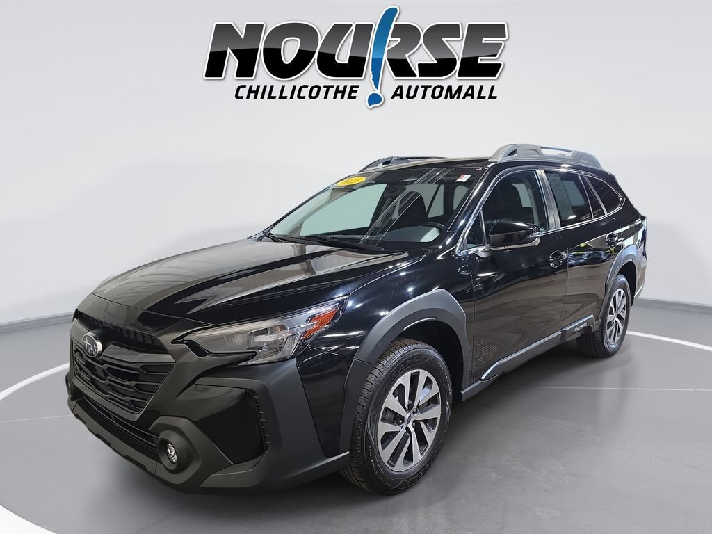 Used 2023 Subaru Outback Premium AWD/4WD image 1