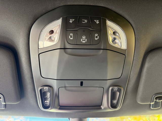 New 2026 Chrysler Pacifica Limited image 34