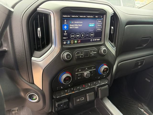 Used 2020 Chevrolet Silverado 1500 LT Trail Boss w/ Midnight Edition AWD/4WD image 16