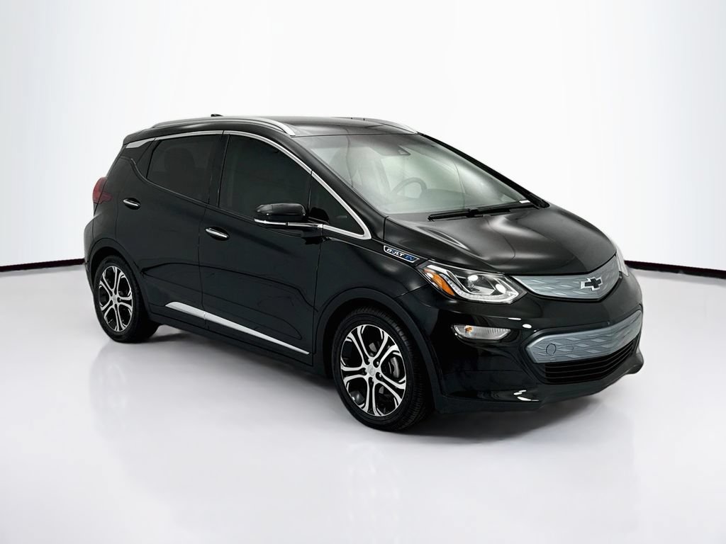 Used 2019 Chevrolet Bolt Premier w/ Infotainment Package FWD image 3