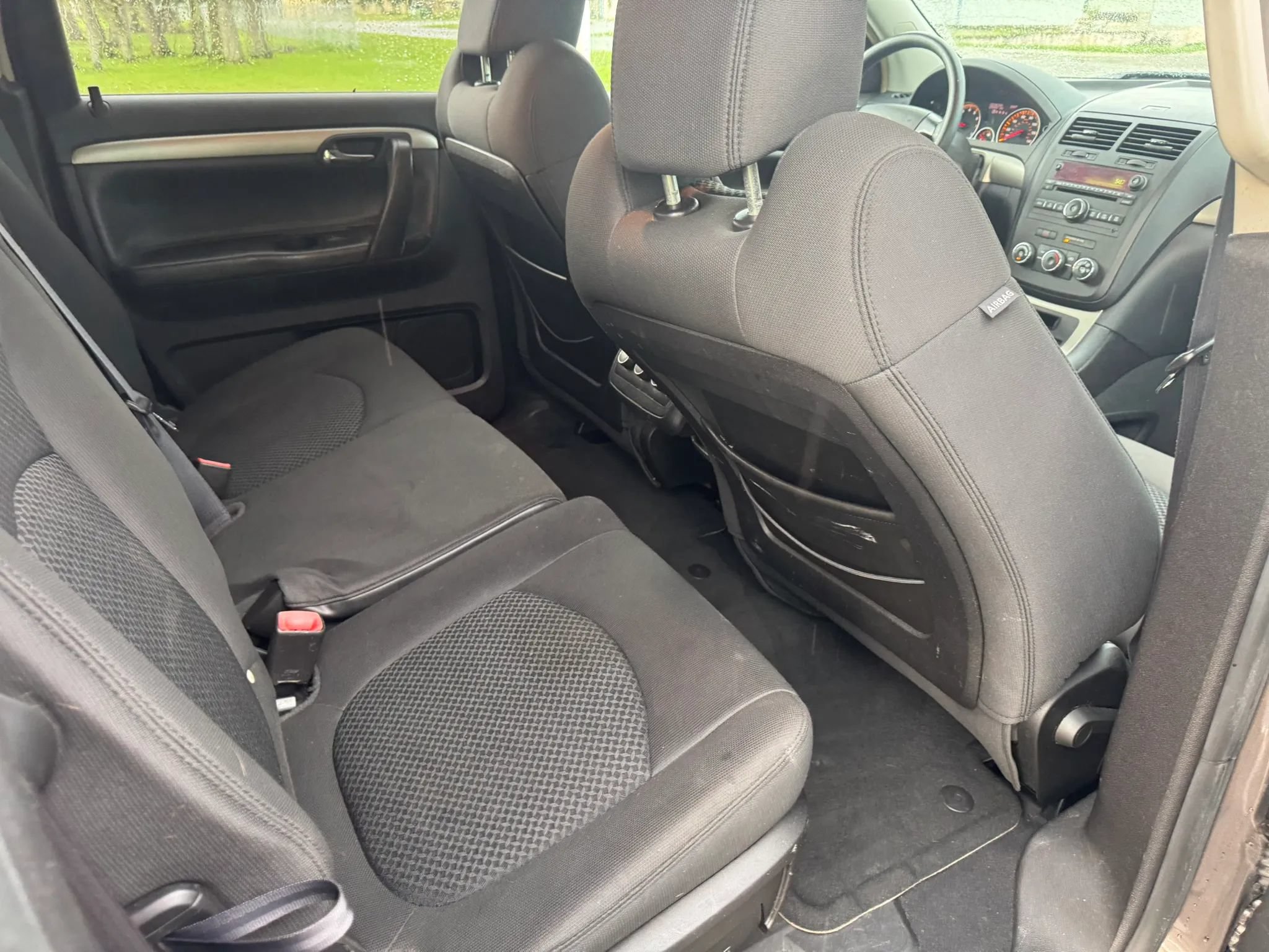 Used 2007 Saturn Outlook XE w/ Preferred Pkg FWD image 29