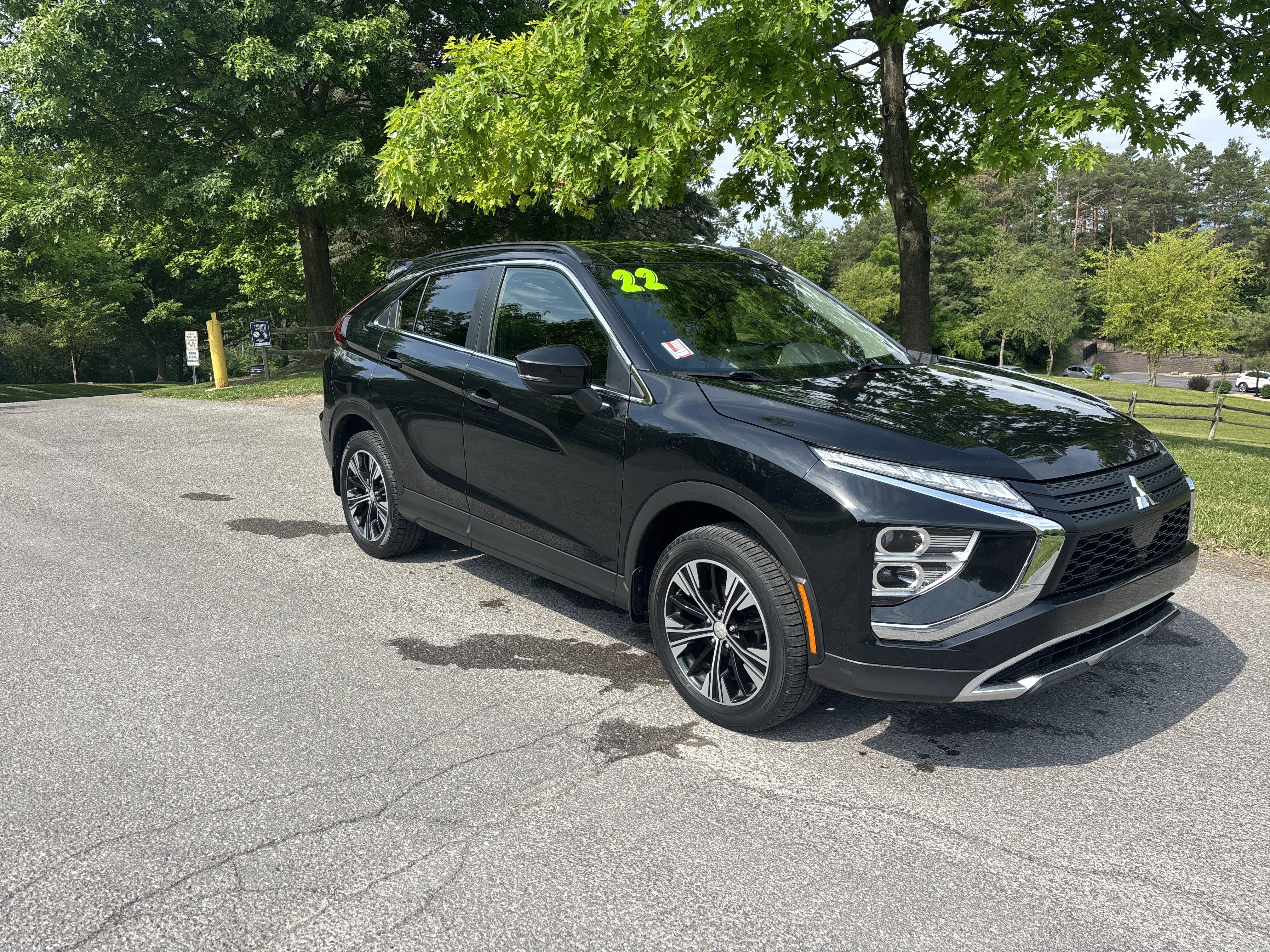 Used 2022 Mitsubishi Eclipse Cross SE AWD/4WD video 1