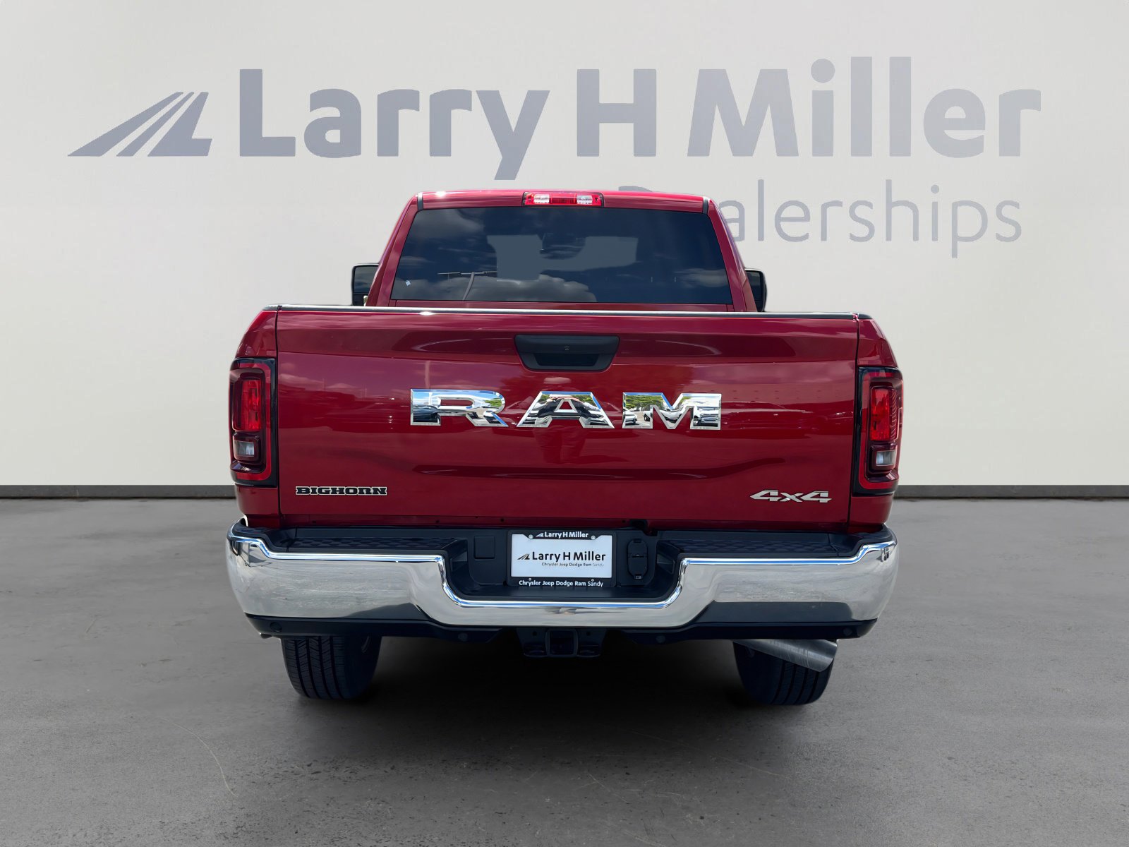 New 2025 RAM 2500 Big Horn AWD/4WD image 4