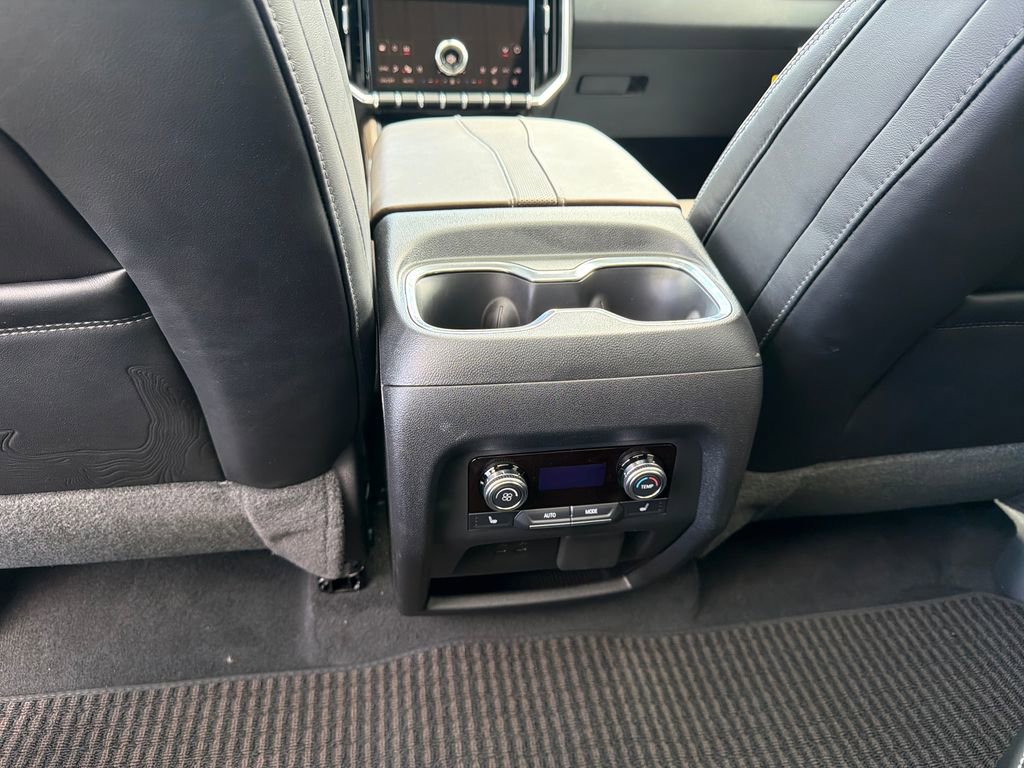 New 2026 GMC Acadia Denali Ultimate AWD/4WD image 24