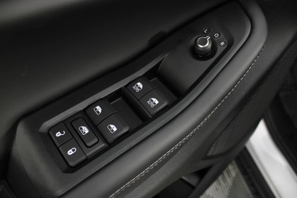 New 2026 Jeep Grand Cherokee Laredo AWD/4WD image 14