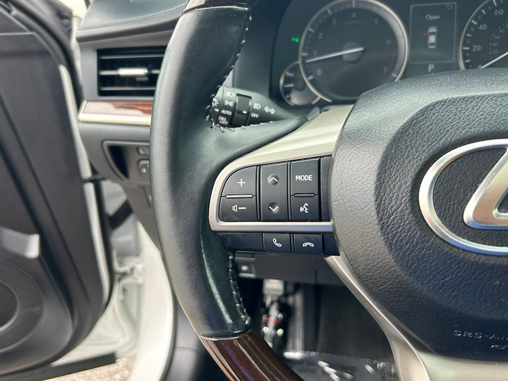 Used 2017 Lexus ES 350 w/ Premium Package FWD image 36