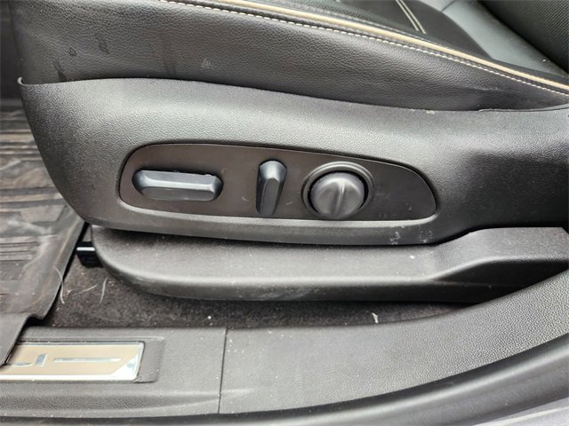 Used 2021 GMC Acadia Denali w/ Denali Technology Package image 19