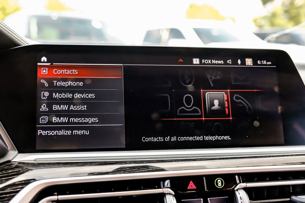 Used 2021 BMW X7 M50i w/ Executive Package image 33