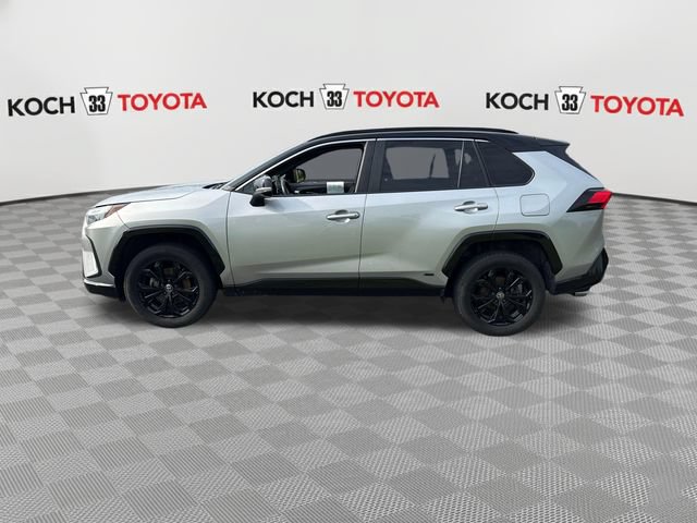Used 2022 Toyota RAV4 XSE w/ XSE Grade Weather Package AWD/4WD image 4