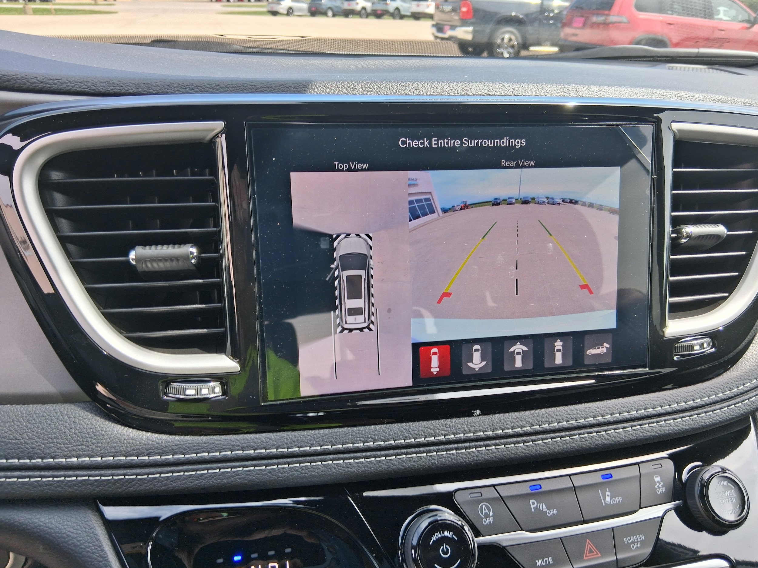 New 2027 Chrysler Pacifica Select FWD image 13