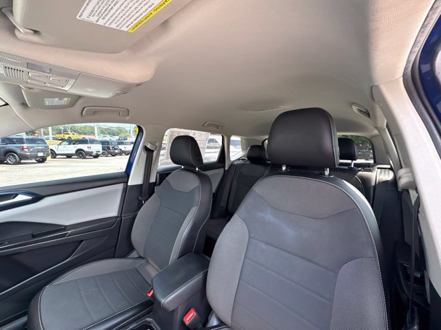 Used 2022 Volkswagen Taos SE FWD image 29