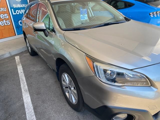 Used 2017 Subaru Outback 2.5i Premium AWD/4WD image 25