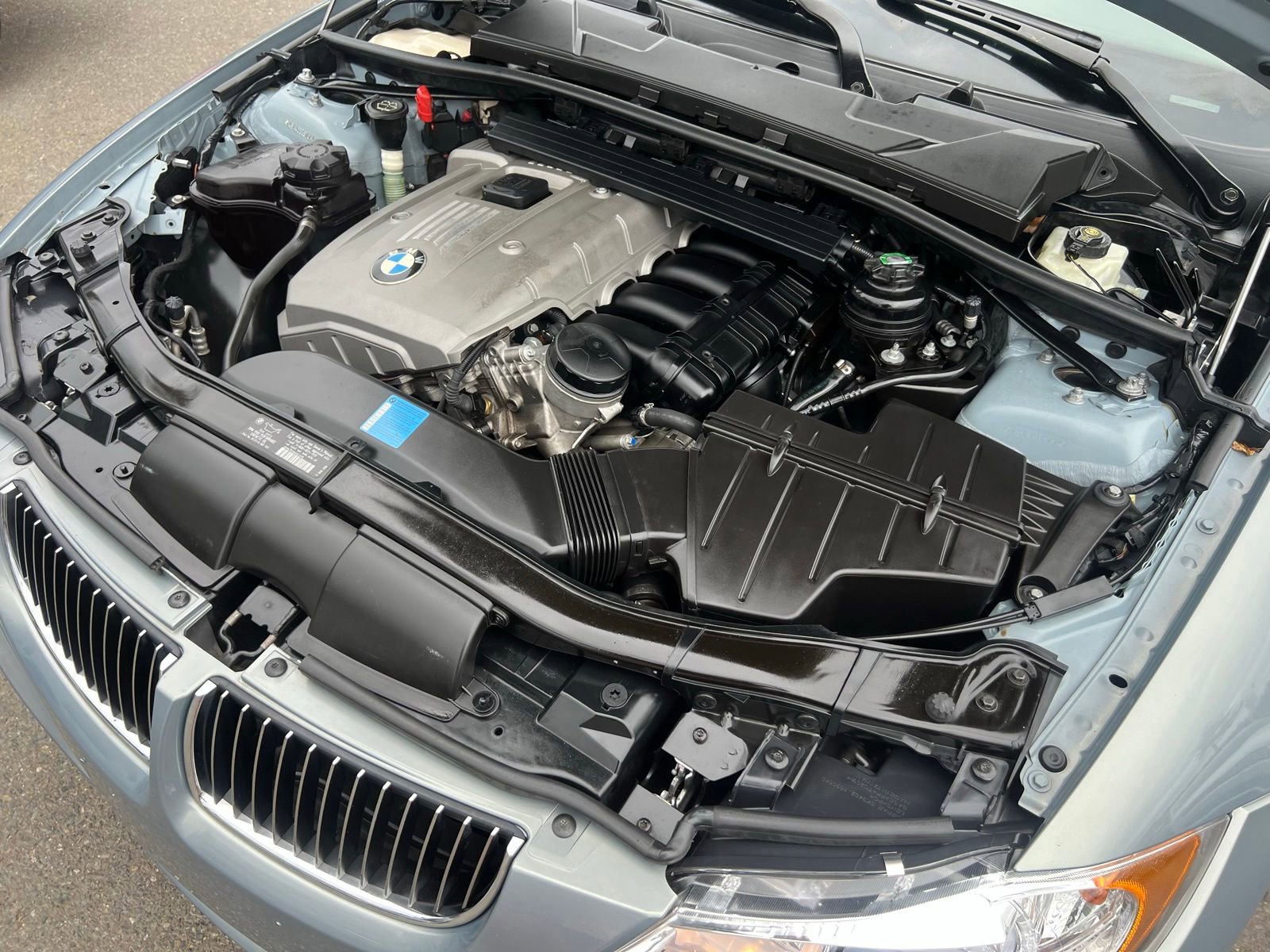 Used 2006 BMW 330xi Sedan AWD/4WD image 12