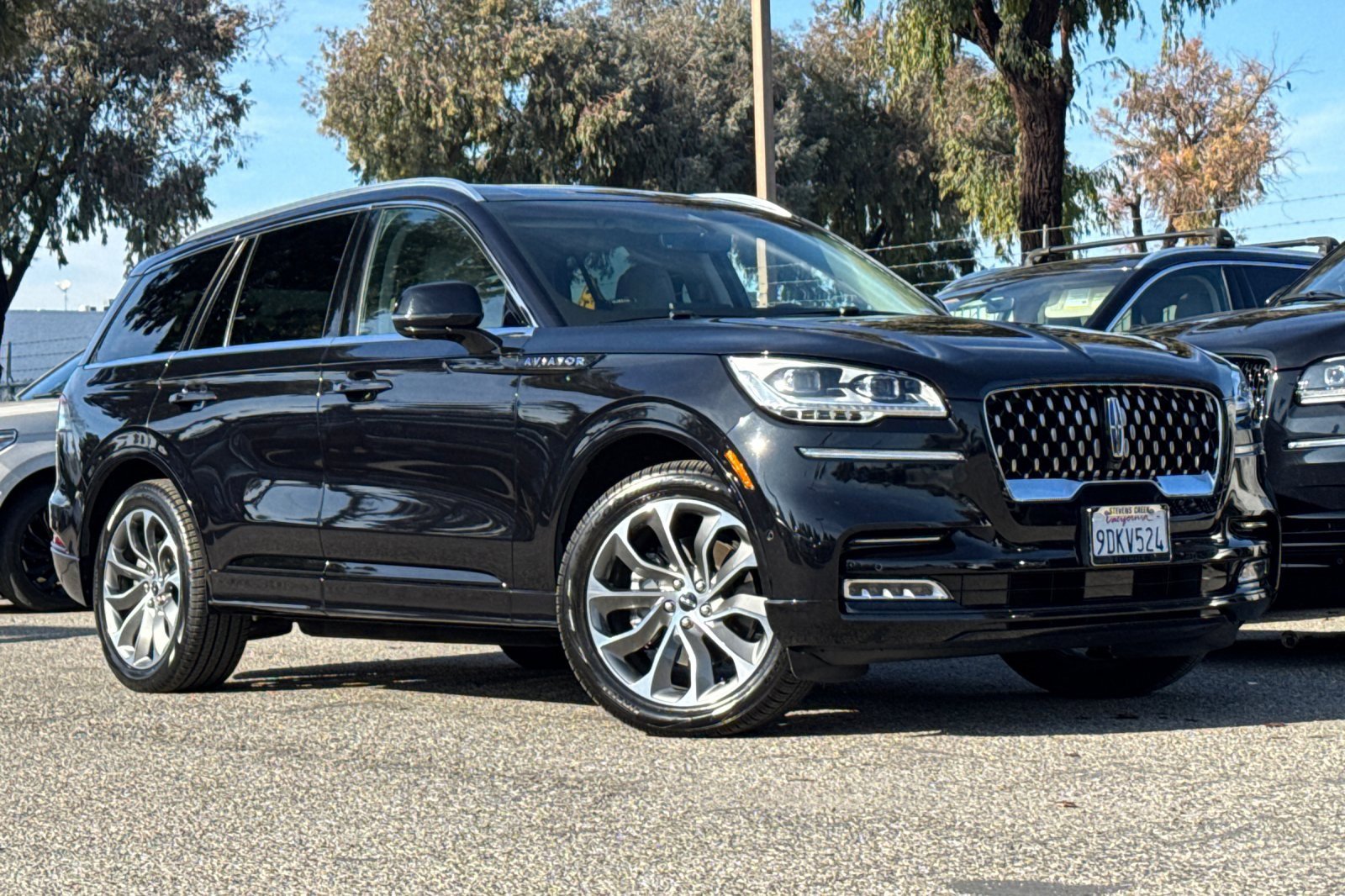 Certified 2022 Lincoln Aviator Grand Touring w/ Equipment Group 301A image 2