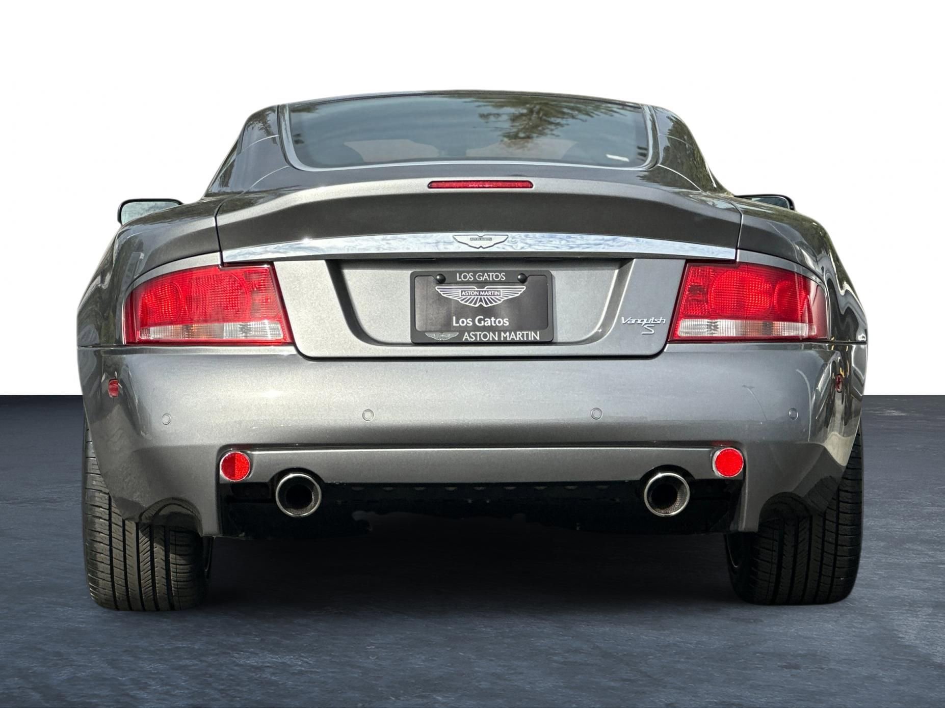 Used 2005 Aston Martin Vanquish S image 27