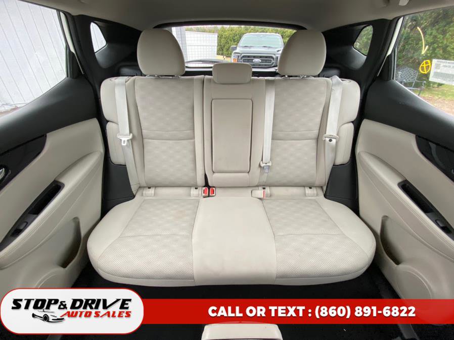Used 2020 Nissan Rogue Sport SV w/ All-Weather Package image 17