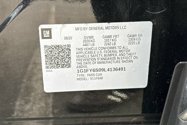 Used 2020 Chevrolet Bolt LT FWD image 28