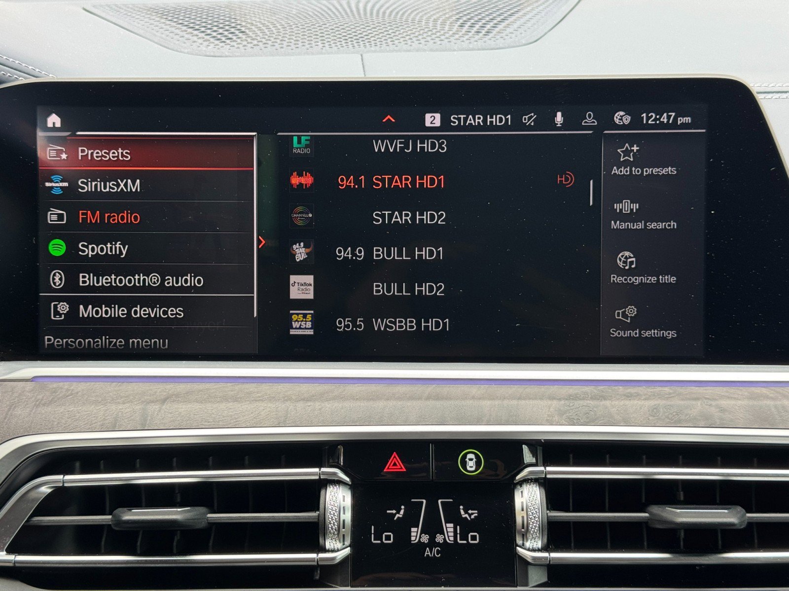 Used 2022 BMW X7 xDrive40i w/ M Sport Package AWD/4WD image 28