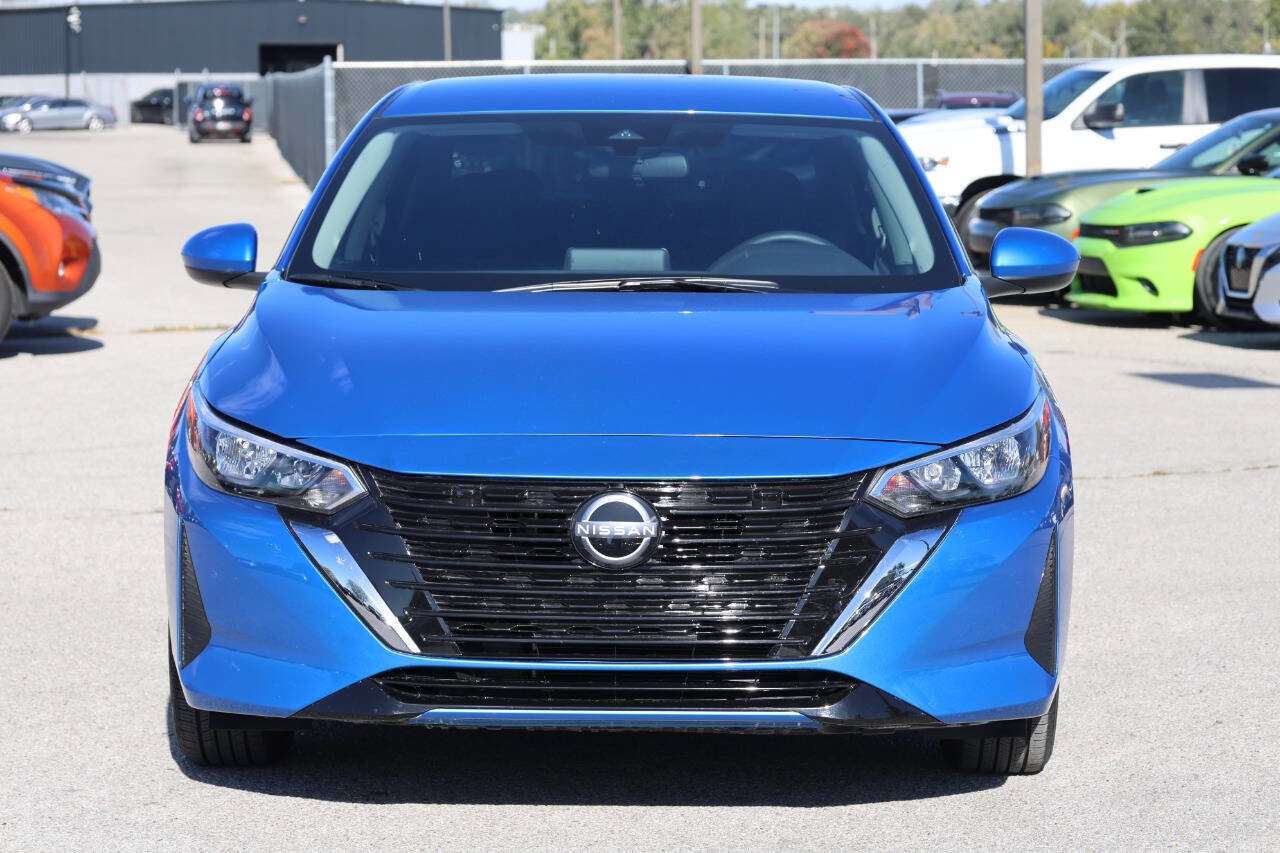 Used 2025 Nissan Sentra SV w/ All-Weather Package image 5
