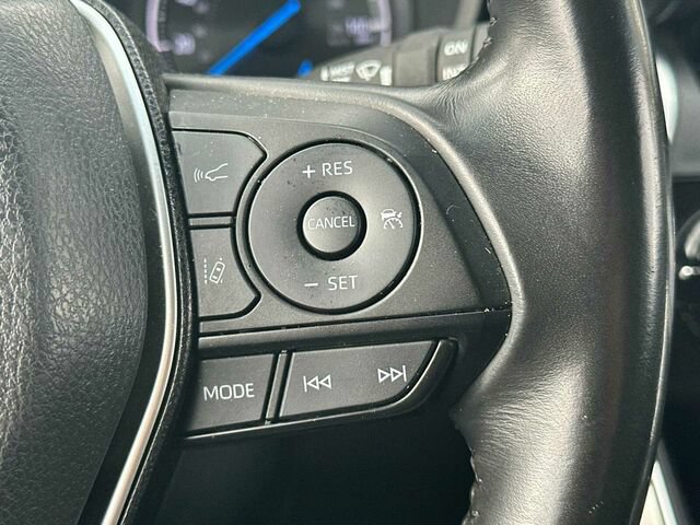 Used 2024 Toyota Venza LE AWD/4WD image 29